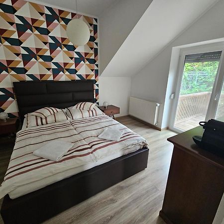 Hilltop Apartments Фоньод Номер фото